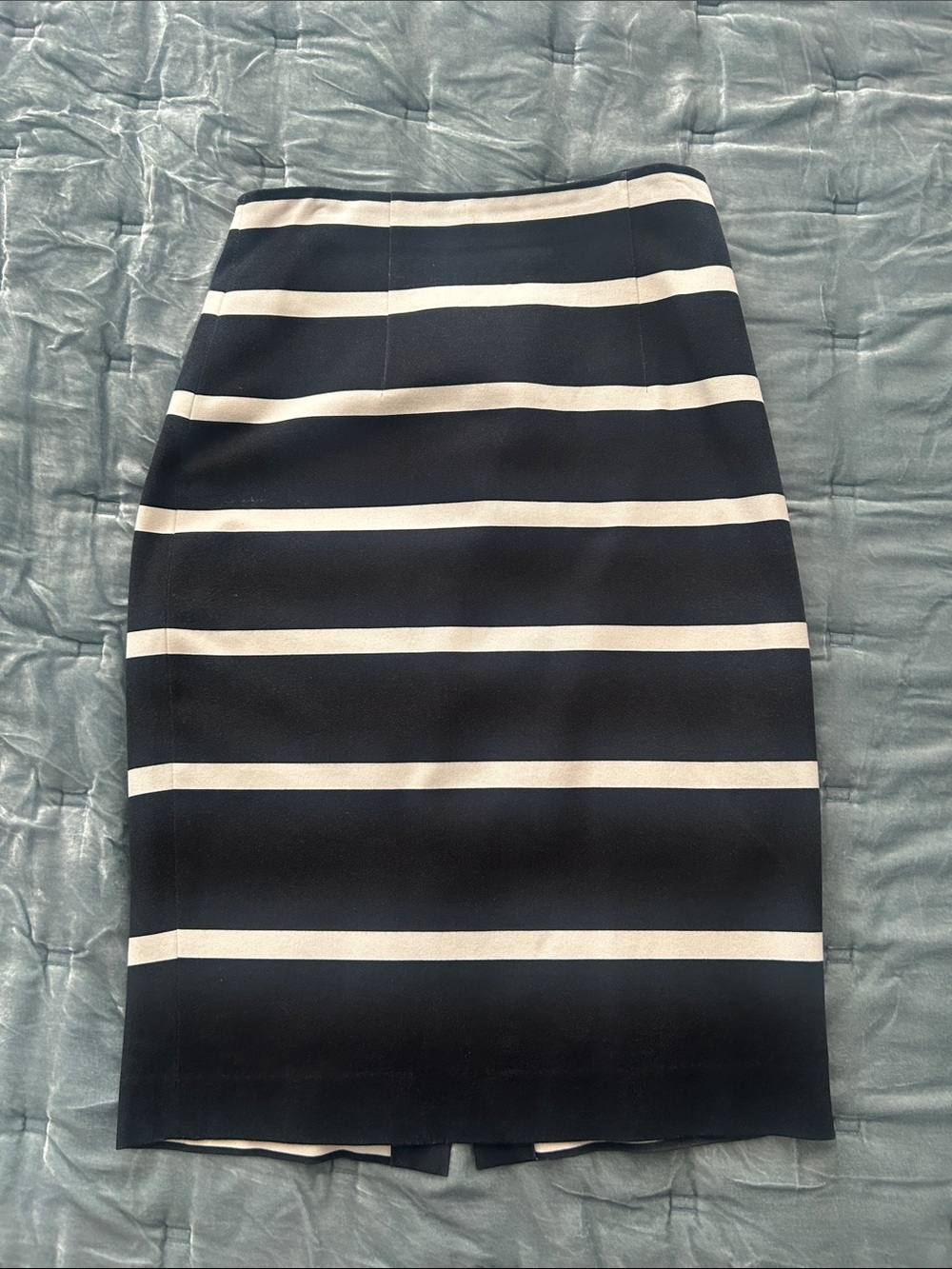 Banana Republic Black and off White Striped Pencil Skirt
